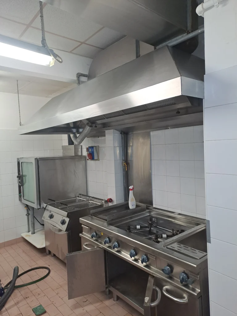 Pulizia cappe professionali Lux Prim Services