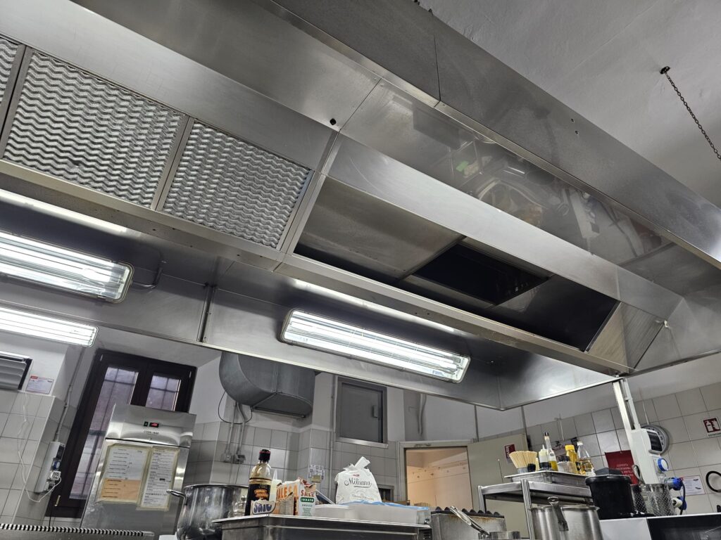 pulizia cappa LUX PRIM SERVICES