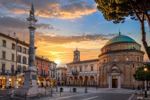 lavaggio cappe a Ravenna Lux Prim Services